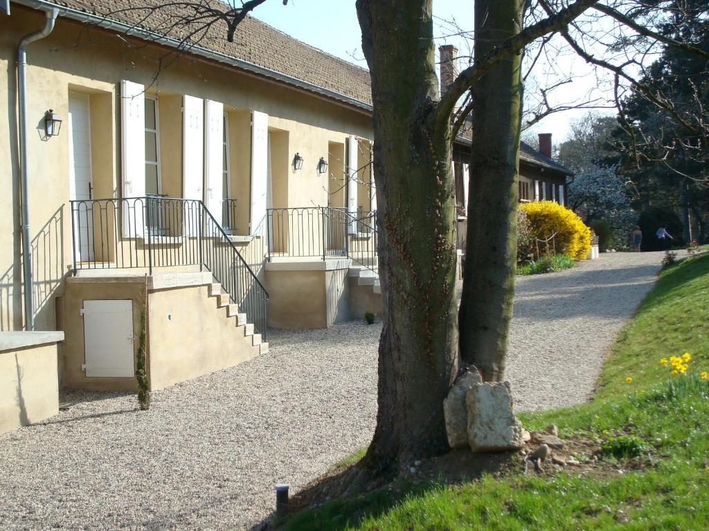 Les Communs Du Manoir Écully Exterior foto